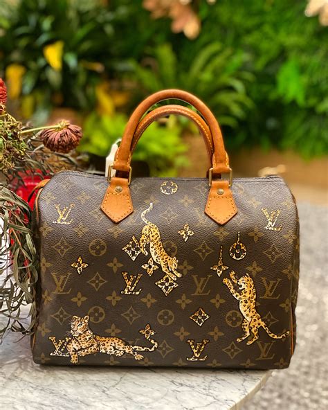 where to buy louis vuitton bags in japan|louis vuitton shoulder bag prices.